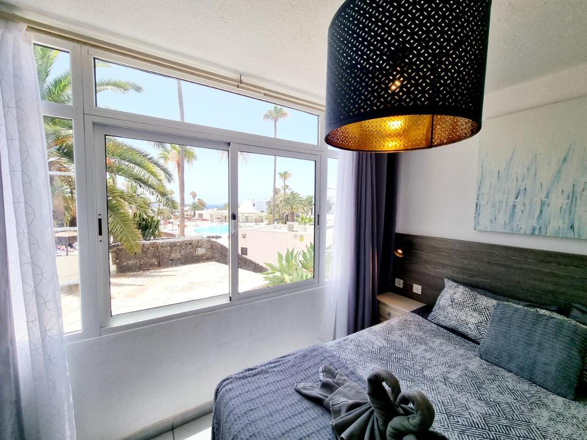 Luxury Apartamento Luz De Mar Complejo Playa Roca Costa Teguise Esterno foto